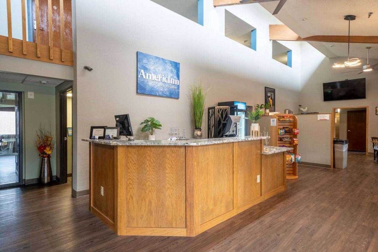 Americinn By Wyndham Grand Rapids Bagian luar foto