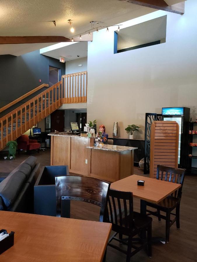 Americinn By Wyndham Grand Rapids Bagian luar foto