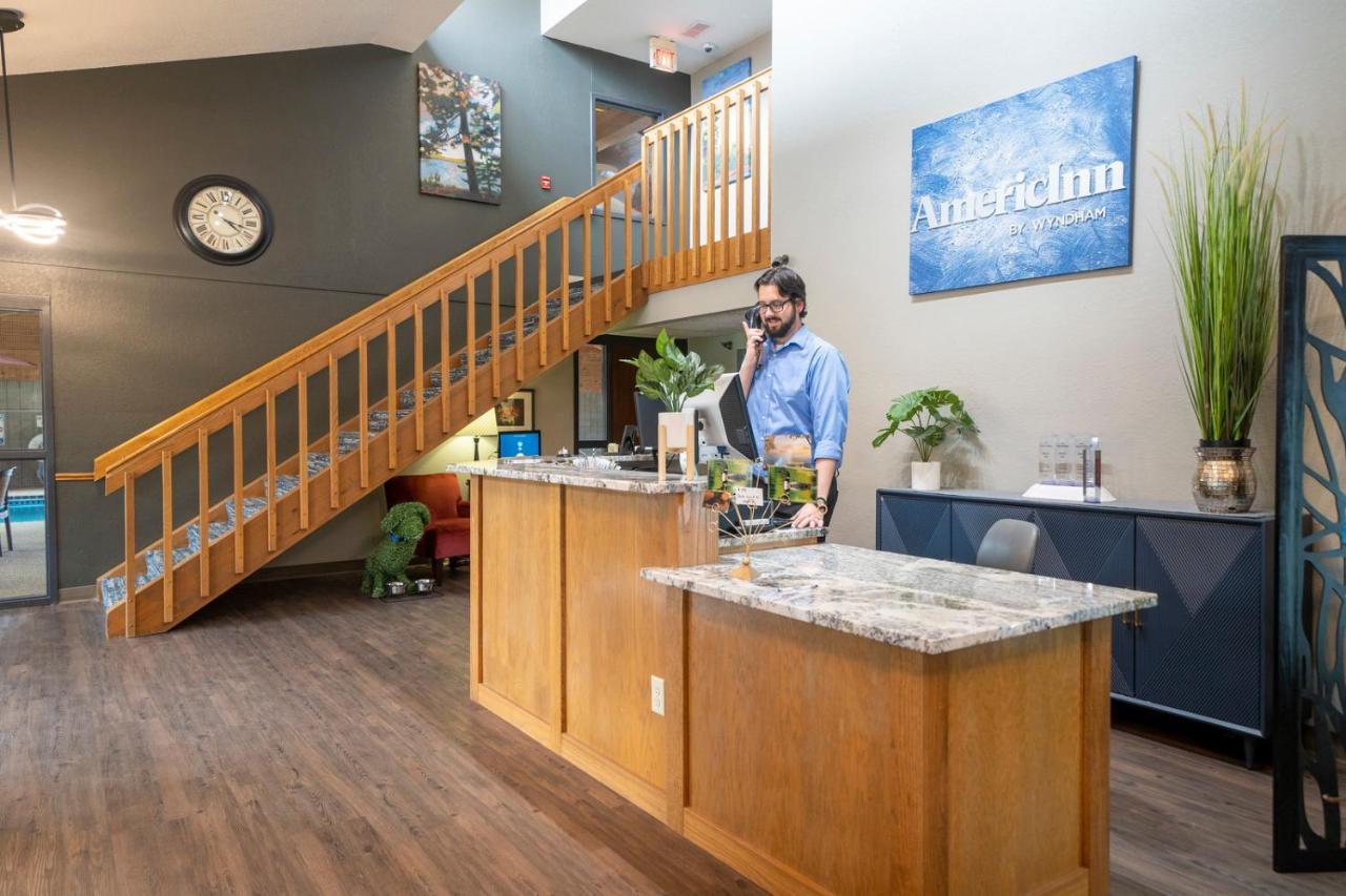 Americinn By Wyndham Grand Rapids Bagian luar foto