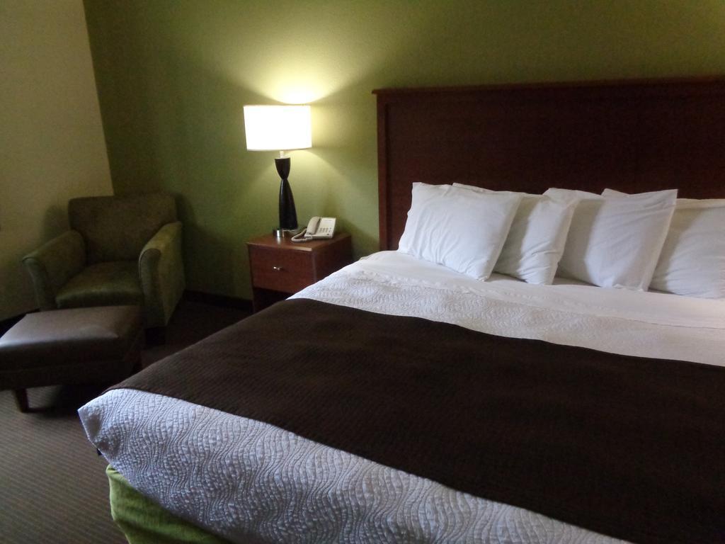 Americinn By Wyndham Grand Rapids Bagian luar foto