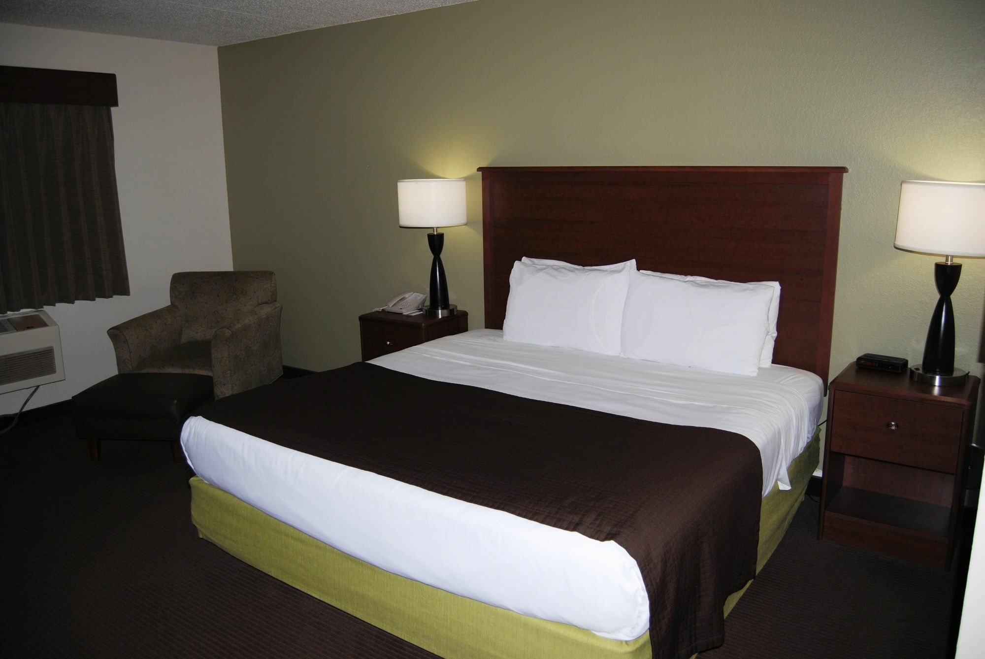 Americinn By Wyndham Grand Rapids Bagian luar foto
